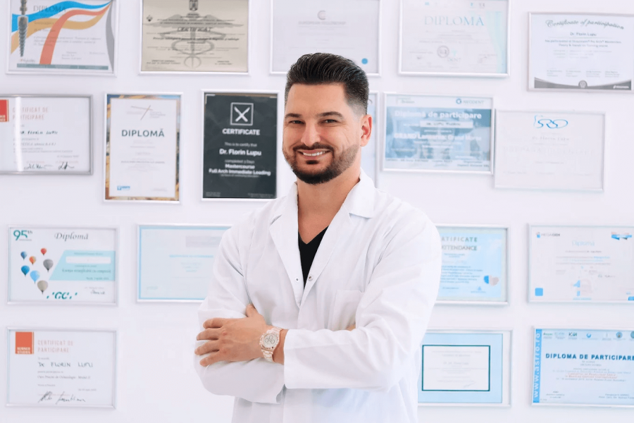 Te gândești la implanturi dentare? Dr. Florin Lupu îți explică tot ce e bine să știi înainte