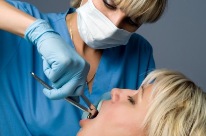 Îngrijirea după extracția dentară