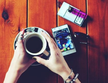 Dorința de a asocia cafeaua cu țigara ar putea fi dictată de gene