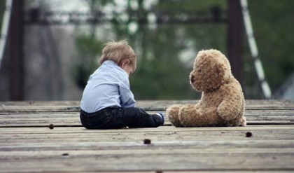 Ce efecte are abuzul în copilărie asupra creierului?