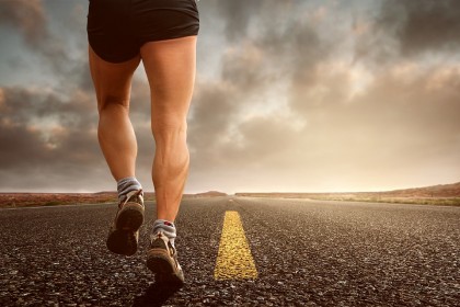 Alimentația, hidratarea și suplimentele energetice pentru alergarea de lungă durată
