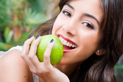 De ce și cum afectează dieta sănătatea orală?