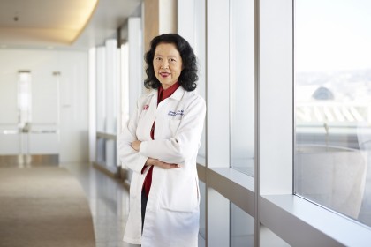 O nouă descoperire ar putea duce la abordări unice de tratament pentru persoanele cu boală hepatică asociată alcoolului