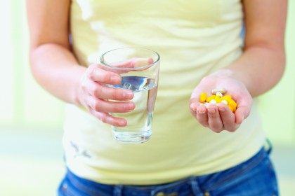 Un nou simulator cuantifică efectul posturii și al motilității stomacului asupra biodisponibilității medicamentelor