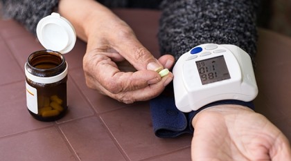 Schimbarea medicamentelor antihipertensive poate fi mai eficientă decât dublarea dozei medicamentului curent