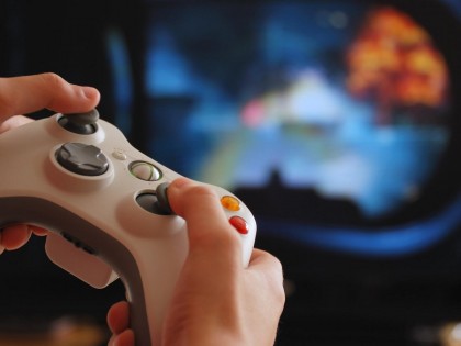 Activitățile interactive prin intermendiul ecranelor au un impact negativ asupra somnului la adolescenți