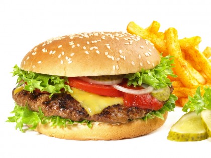 De ce trebuie să eviți alimentele ultraprocesate dacă ești însărcinată (studiu)