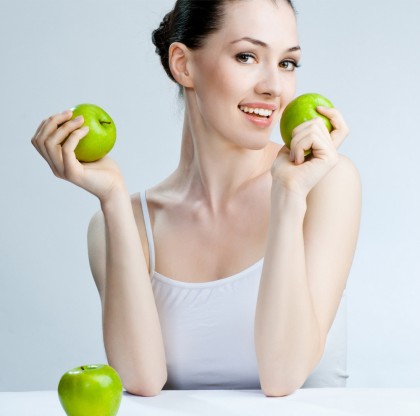 Rețelele de socializare îi pot ajuta pe tineri să consume mai multe fructe și legume