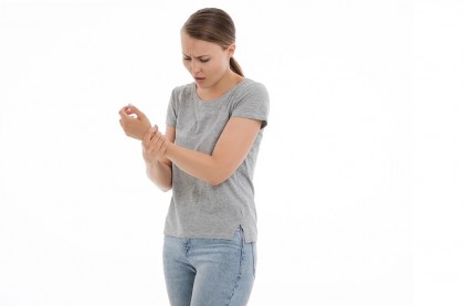 Suplimentarea cu omega-3 luptă eficient împotriva osteoatritei