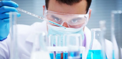 Personalizarea materialelor vii pentru ingineria țesuturilor, livrarea de medicamente și imprimarea 3D