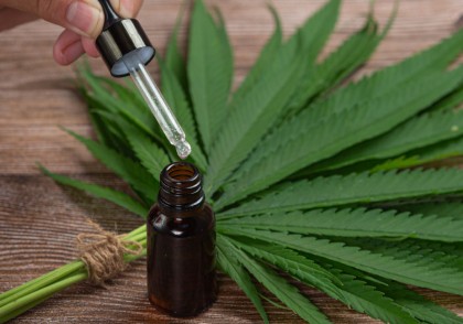 Sindromul de hiperemeză indus de canabinoizi