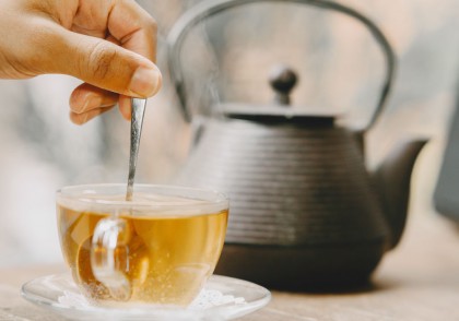 Infuzia de ceai poate elimina plumbul din apă