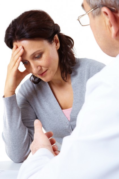 Femeile experimentează simptomele de perimenopauză mult mai devreme decât se aștepta