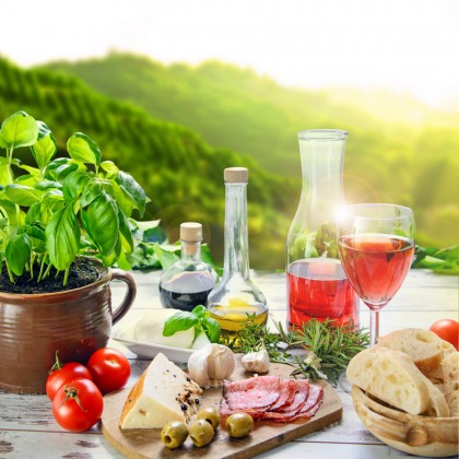 Urmarea unei diete mediteraneene poate reduce riscul de cancer legat de obezitate