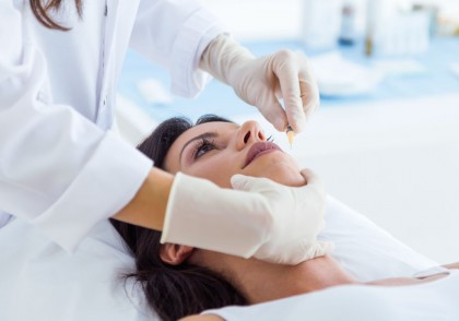Injecțiile cu Botox îmbunătățesc simetria facială după chirurgia de transfer nervos pentru paralizia facială