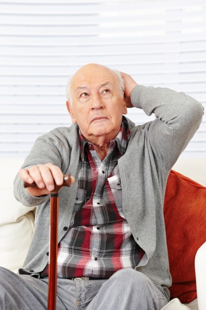 Auzul și vederea mai bune pot stimula funcționarea creierului la persoanele în vârstă