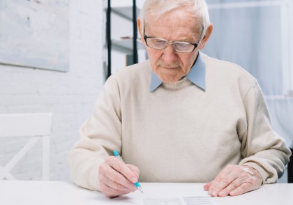 Ești dispus să afli riscul personal de a dezvolta demență Alzheimer?