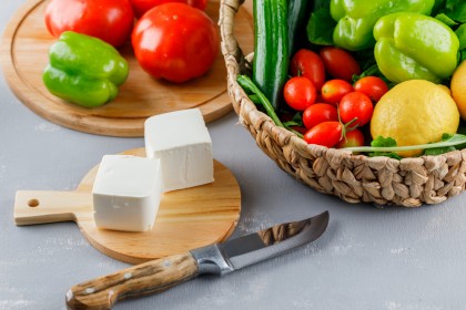 Relația dintre alimentație și endometrioză: O sinteză amplă a dovezilor disponibile