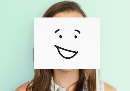 Cum influențează optimismul reprezentările cerebrale ale evenimentelor viitoare: un studiu asupra gândirii viitoare episodice