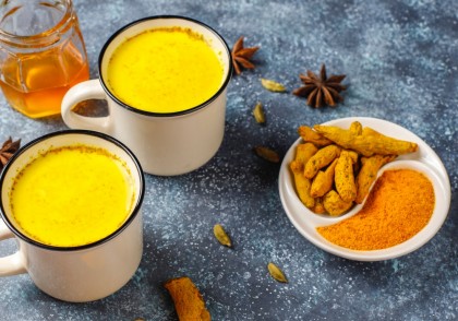 Suplimentarea cu turmeric și curcumin la pacienții cu diabet zaharat de tip 2 și prediabet: beneficii modeste asupra greutății și circumferinței taliei