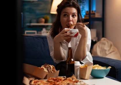 Ultima masă a zilei influențează glicemia de dimineață: un factor cheie în prevenirea diabetului