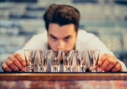 Dereglarea îmbinării ARN blochează regenerarea hepatică în boala hepatică asociată consumului de alcool