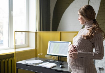 Poluarea și sarcina: expunerea prenatală la componentele sulfat și amoniu din particulele fine asociată cu risc crescut de tulburare de spectru autist la sugari