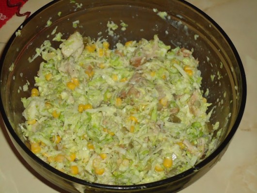 Rețetă Salată de pui cu varză