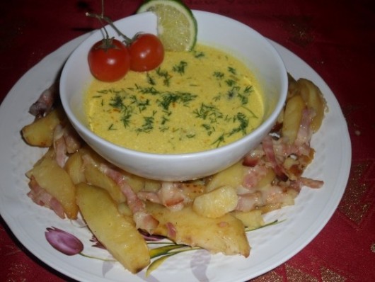 Rețetă Supă de midii cu garnitură de cartofi și bacon