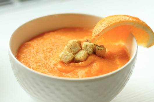 Rețetă Supă cremă de morcovi cu portocale și ghimbir