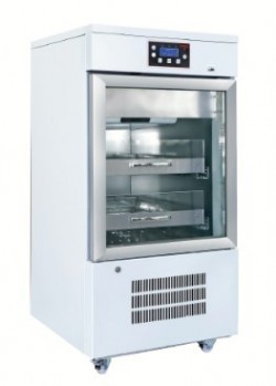 Frigider pentru pastrarea a 50 de pungi de sange/plasma de 450 ml