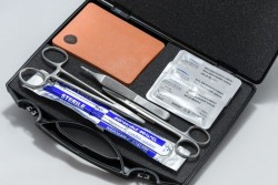 Kit pentru practicarea suturii, cu tesut 5 straturi