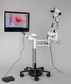 Balance-o-matic Stand – Stand Ergonomic cu Mișcare „Fără Greutate” pentru Colposcoape Leisegang