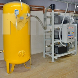 Sisteme de Vacuum Medical | Centrale de Aspirație Clinică | Management Fluide Spital