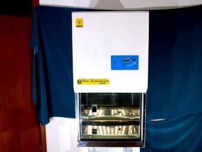 Hota bacterilogica cu flux laminar