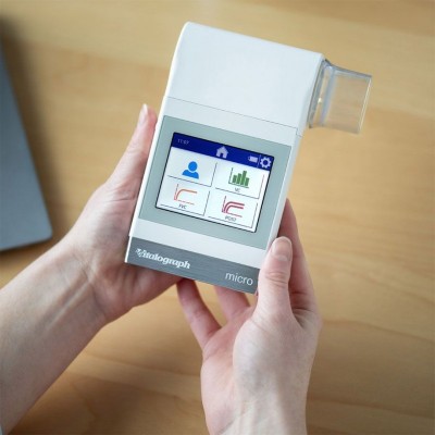 Vitalograph Micro Handheld Spirometer – cu software pentru rapoarte PDF