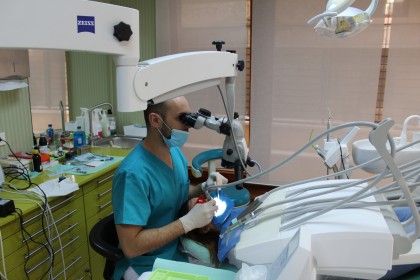 Importanța izolării cu digă în tratamentul endodontic