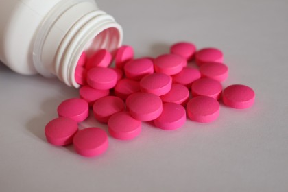 De ce ibuprofenul nu este indicat în tratamentul infecțiilor urinare la femei?