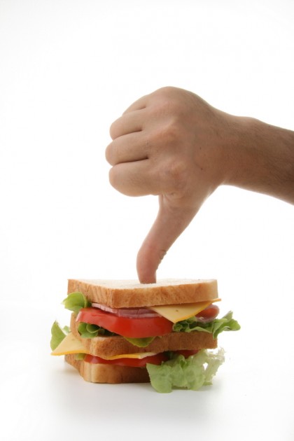 Reducerea aportului alimentar ar putea prelungi viața dacă adopți acest obicei din tinerețe