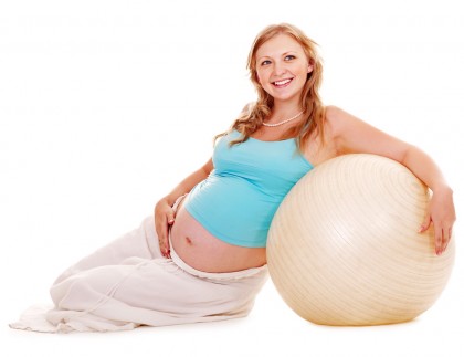 Activitatea fizică a mamei din timpul sarcinii, esențială pentru o bună sănătate a copilului în viața de adult