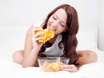 Consumul de alimente procesate în timpul nopții este asociat cu un risc mai mare de deces pentru persoanele cu diabet zaharat