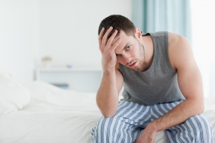 Angajații din domeniul medical care se confruntă cu o scădere a calității somnului raportează niveluri mai mari de furie