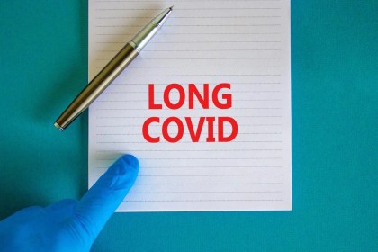 Pacienții ce suferă de long-COVID sunt în căutarea unui tratament de „spălare a sângelui”