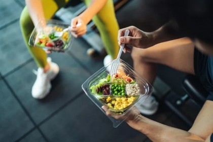 Dieta vegană poate influența rezultatele sportivilor care practică culturismul la nivel profesional