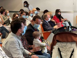 Un bebeluş spaniol a primit o grefă de intestin printr-o procedură realizată în premieră mondială