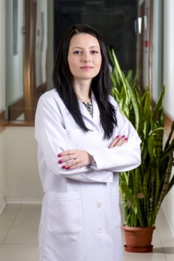 Dr. Duta Liana