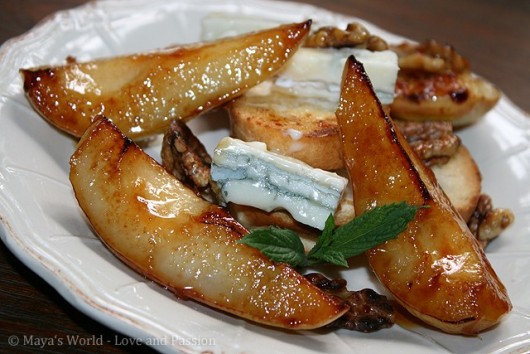 Rețetă Pere cu gorgonzola, nuci și miere