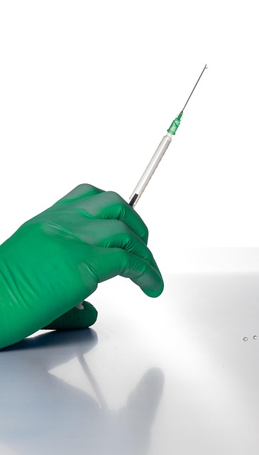 Vaccinul HPV la adult: până la 45 de ani — cui i se recomandă chiar dacă nu mai e în program
